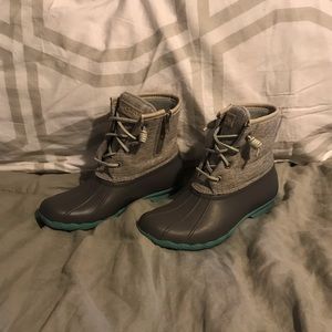 Sperry boots